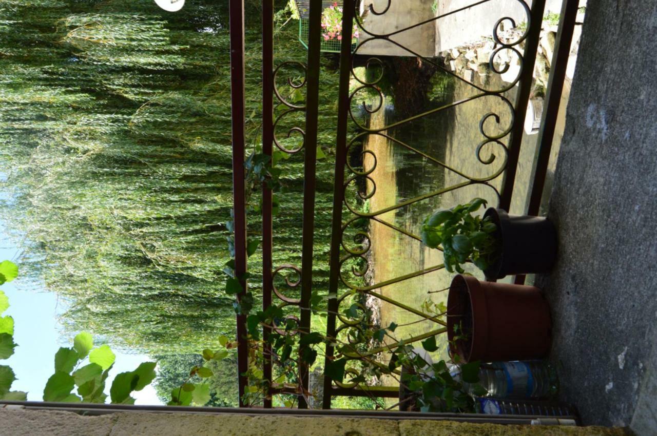 Bed and breakfast Le Moulin de Bassac Extérieur photo