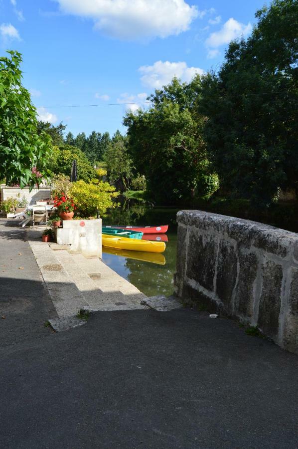 Bed and breakfast Le Moulin de Bassac Extérieur photo